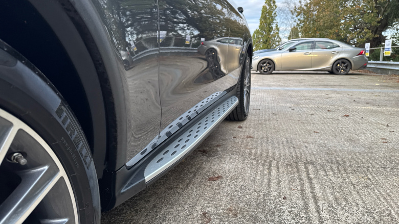 Mercedes-Benz GLC 220d 4Matic AMG Line Premium 5dr 9G-Tronic Diesel Estate